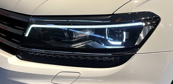 Volkswagen Tiguan 3 of 29