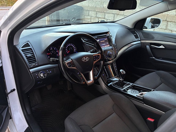 Hyundai i40 21 of 29