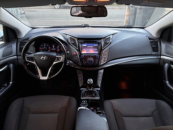 Hyundai i40 16 of 29