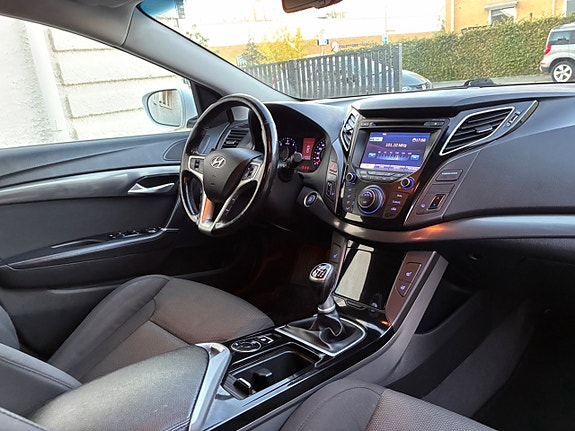 Hyundai i40 26 of 29