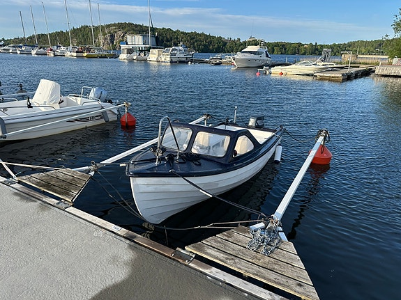Säljer min Trio 2 (utan motor) 2 of 4