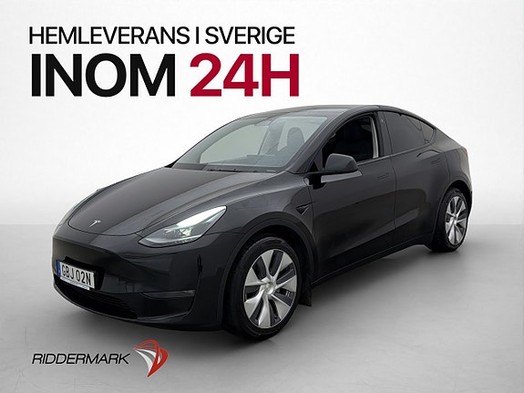 Tesla Model Y 4 of 30