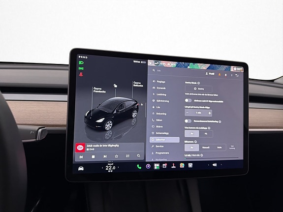 Tesla Model Y 26 of 30