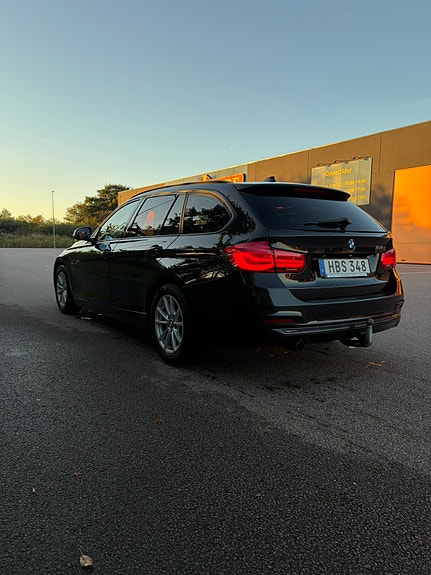 BMW 318d 4 of 6