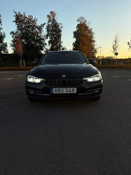 BMW 318d 2 of 6