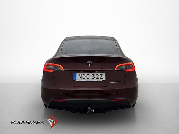 Tesla Model Y 8 of 30