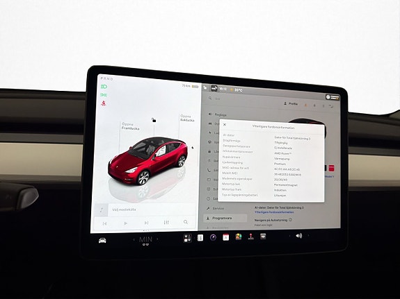 Tesla Model Y 27 of 30
