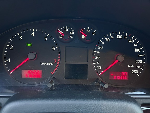 Audi A4 11 of 12