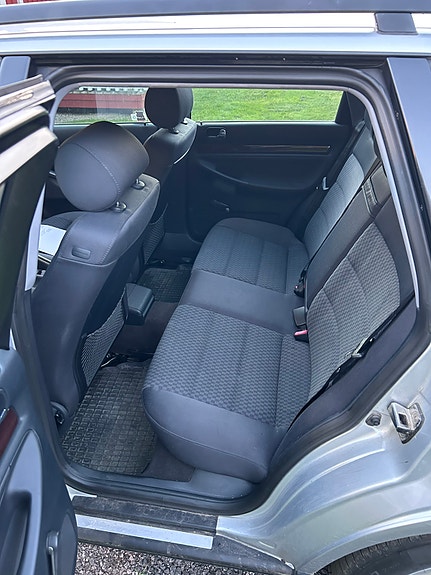 Audi A4 8 of 12