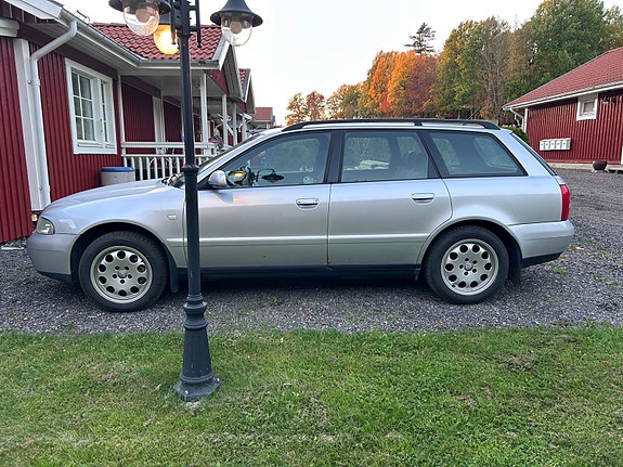 Audi A4 4 of 12
