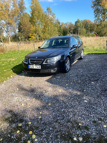Saab 9-5 2 of 7