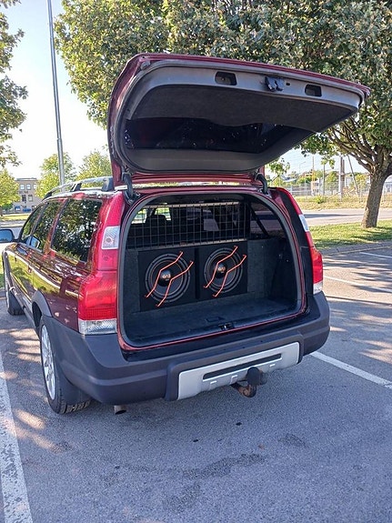 Volvo XC70 6 of 7