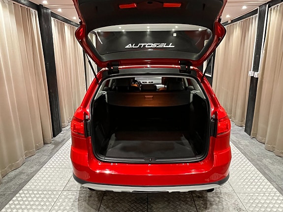 Volkswagen Passat Alltrack 13 of 19