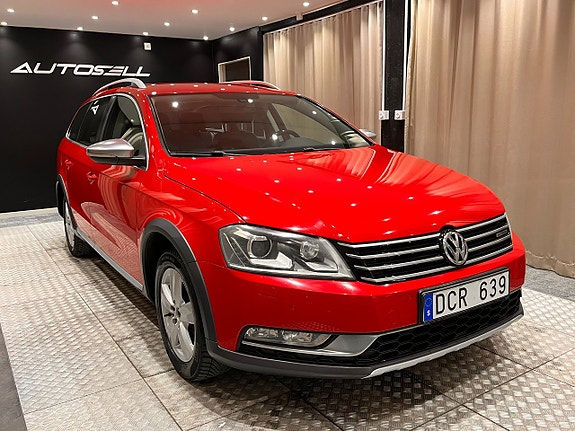 Volkswagen Passat Alltrack 3 of 19