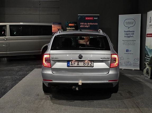 Skoda Superb 7 of 17