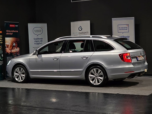 Skoda Superb 10 of 17