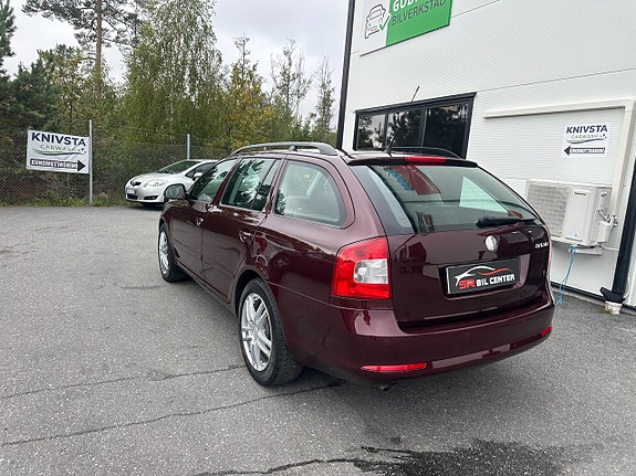Skoda Octavia 5 of 18