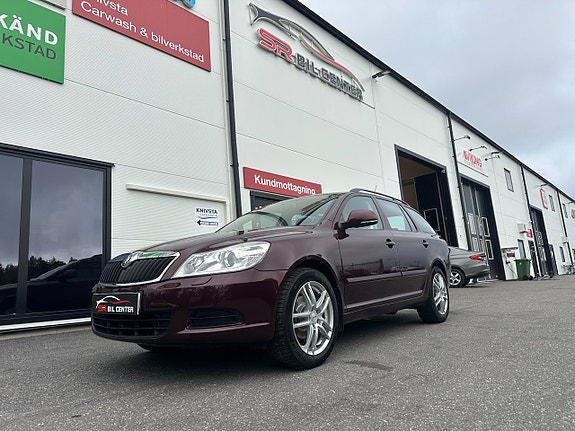 Skoda Octavia 3 of 18