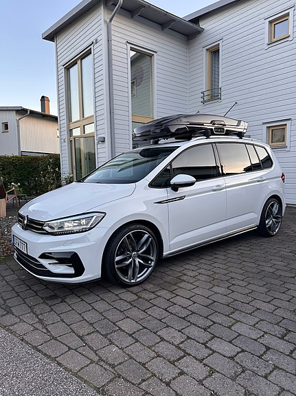Volkswagen Touran 5 of 23