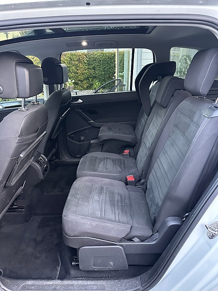 Volkswagen Touran 14 of 23