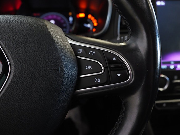 Renault Megane 21 of 25