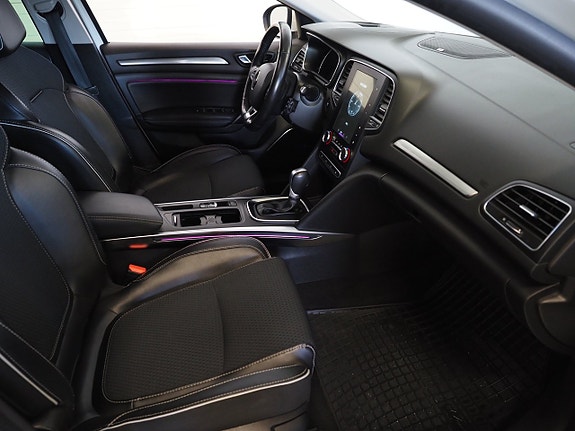 Renault Megane 10 of 25