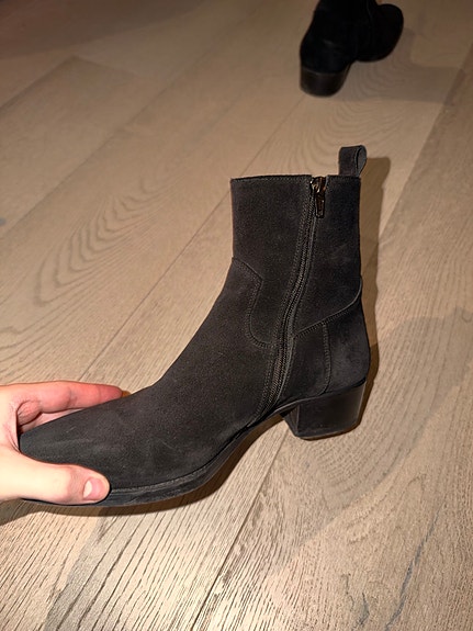 Product image 1 of 4