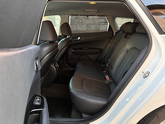 Kia Optima 26 of 30