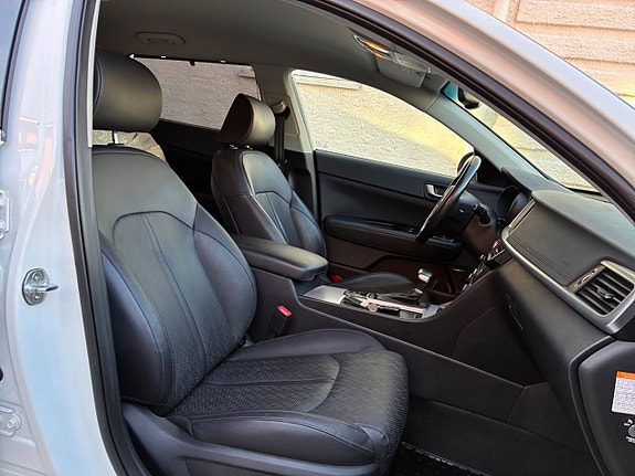 Kia Optima 25 of 30