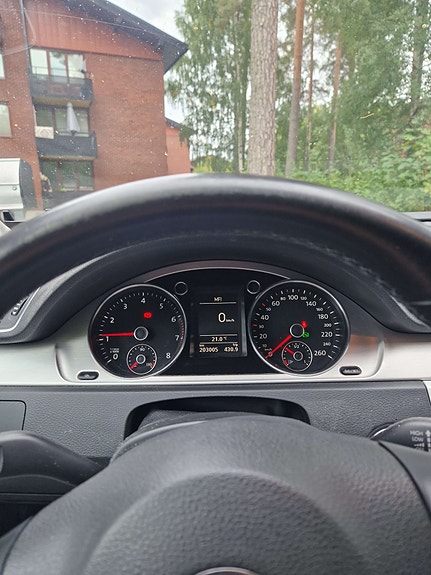Volkswagen Passat 6 of 7