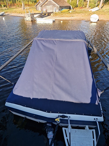 Bayliner capri 1952 2 of 4