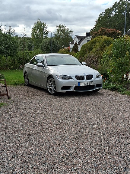 BMW 335i 8 of 9