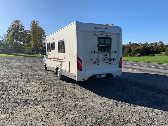 Adria Coral 670 SLT 2 of 7