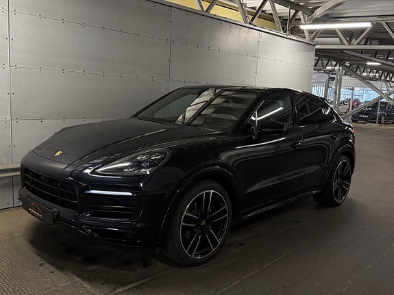Porsche Cayenne Coupe 22 of 26