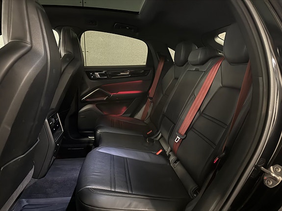 Porsche Cayenne Coupe 10 of 26