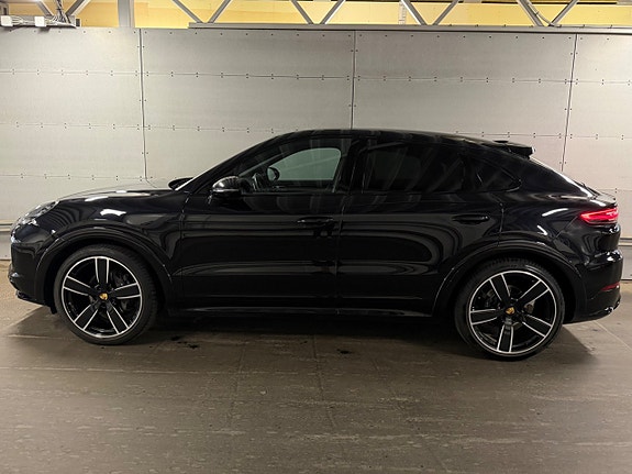 Porsche Cayenne Coupe 23 of 26
