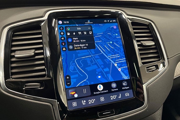Volvo XC90 19 of 30