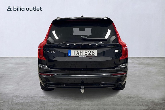 Volvo XC90 6 of 30