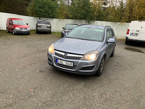 Opel Astra 5 of 6