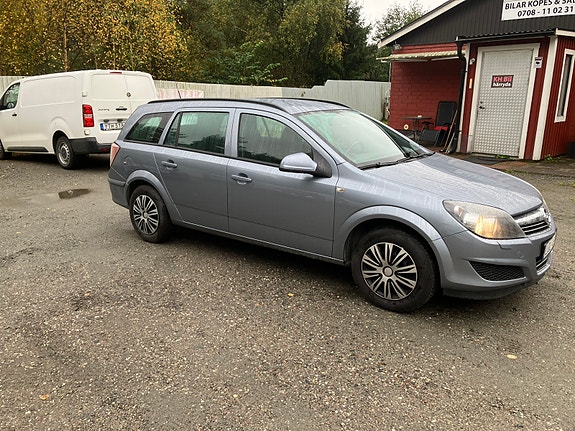 Opel Astra 4 of 6