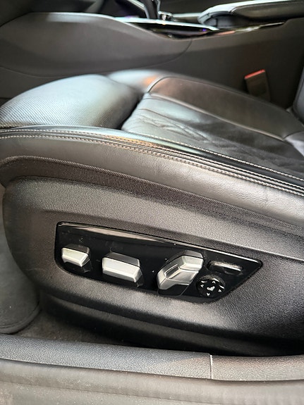 BMW 540i 11 of 16