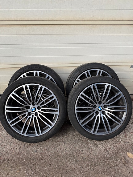 BMW 540i 13 of 16