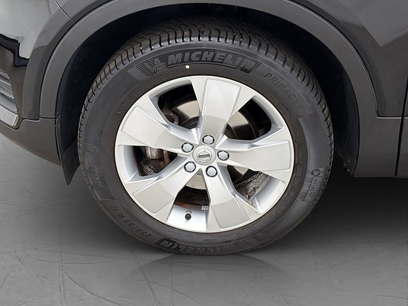 Volvo XC40 27 of 30