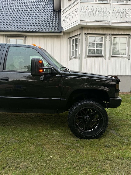 Chevrolet K1500 7 of 11