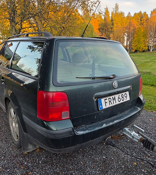 Volkswagen Passat 3 of 5