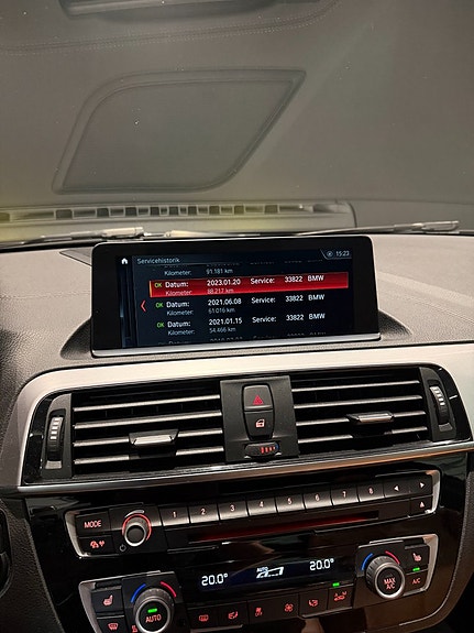 BMW 230i 15 of 20