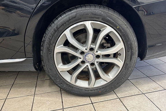 Mercedes-Benz C220 d 10 of 23