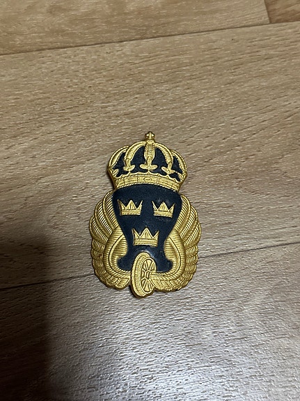 Product image 1 of 3