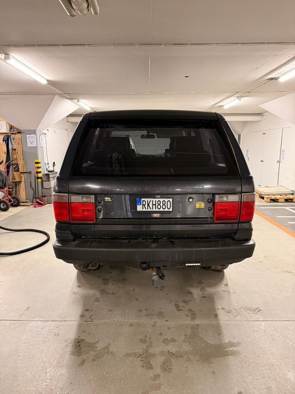 Land Rover Range Rover 4 of 7