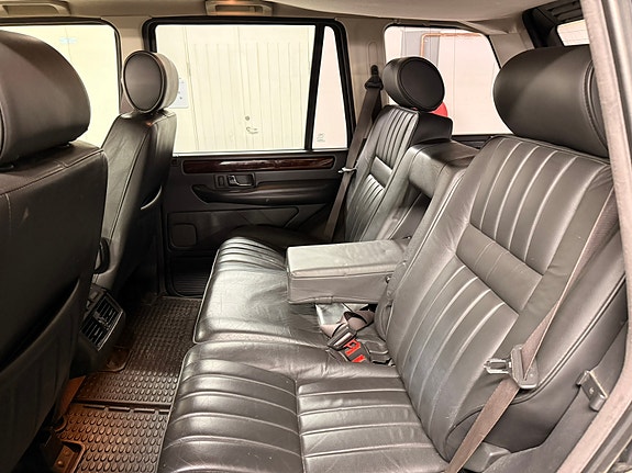 Land Rover Range Rover 6 of 7